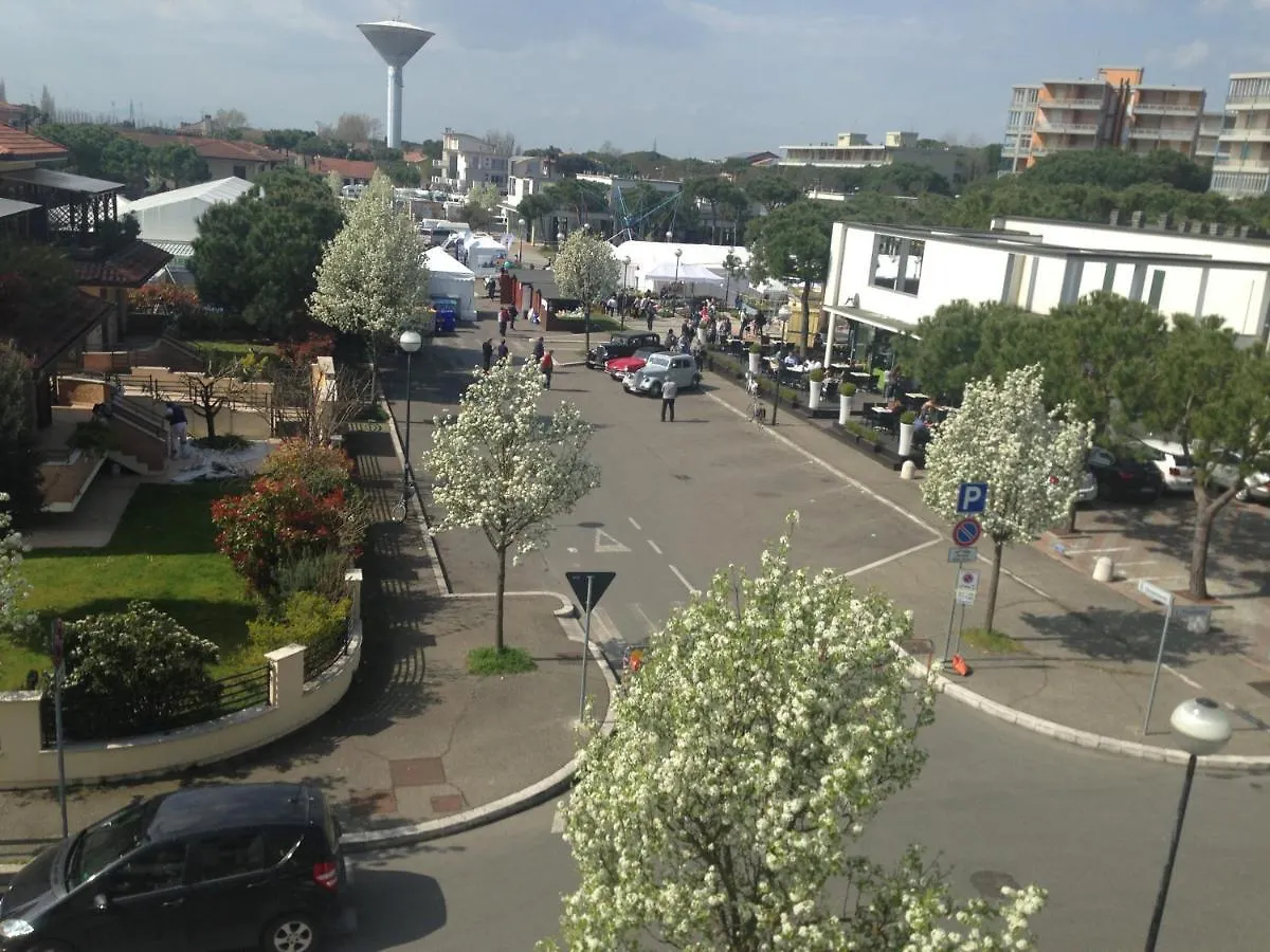 Il Saracino Apartment Cervia 0*,  Italy